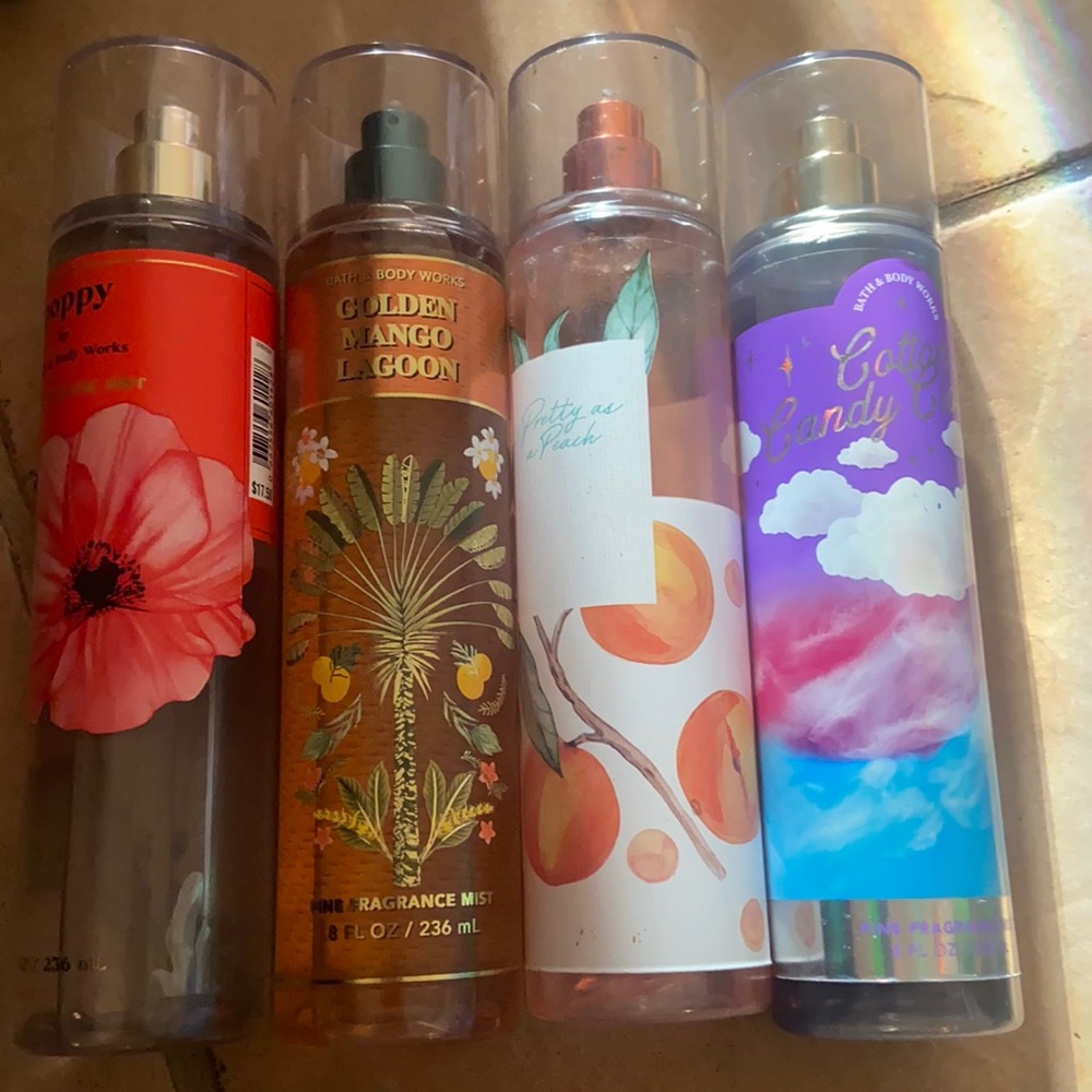 Bath and Body works bundle !! 4 fine fragrance mists